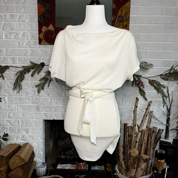 Revamped Dresses & Skirts - NWOT - White off the shoulder sweaters dress